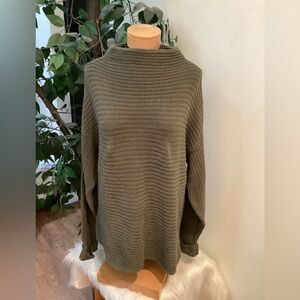 Whitefish Bay olive chunky long sleeve cuffed sweater Woman’s size XL
